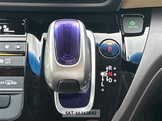 Honda FREED 2019 8684408-1