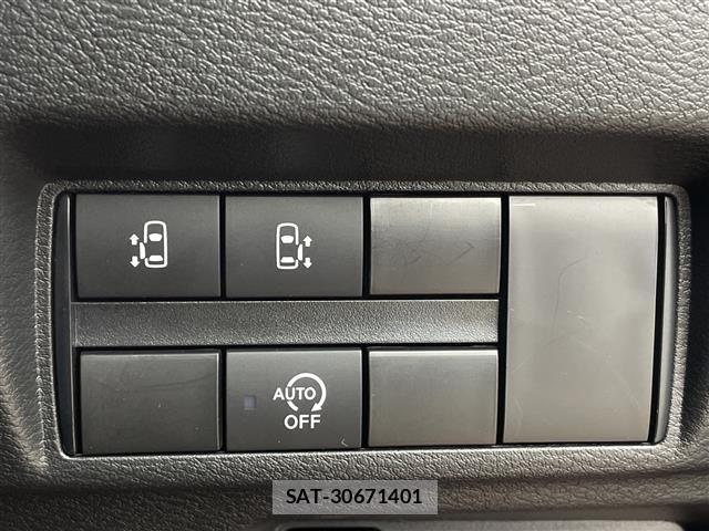 Nissan ROOX 2023 8902690-12