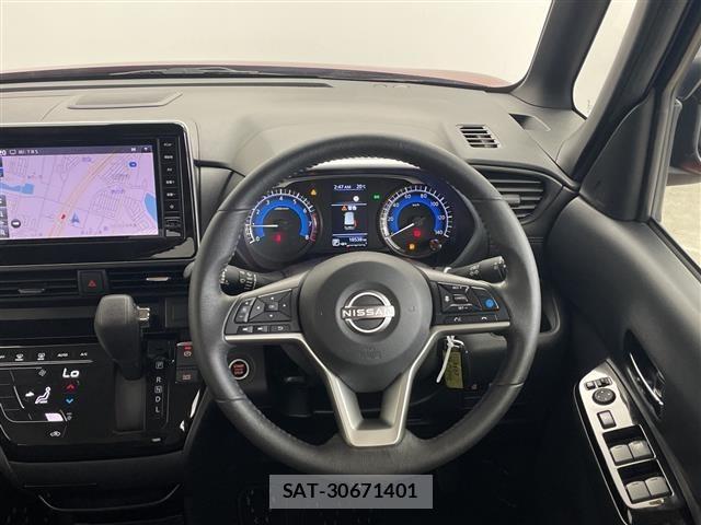 Nissan ROOX 2023 8902690-21
