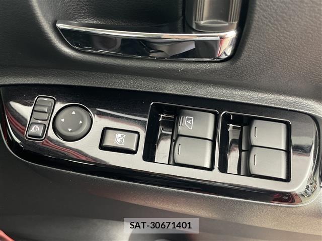 Nissan ROOX 2023 8902690-22