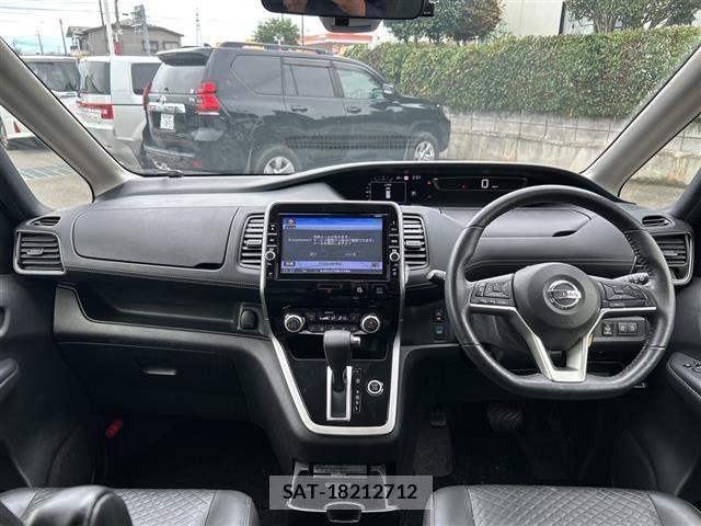 Nissan SERENA 2018 8925822-14
