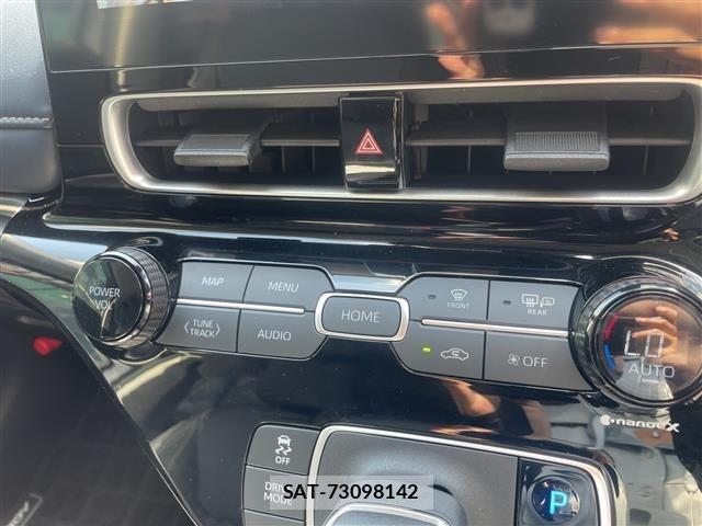 Toyota AQUA 2023 8705568-11