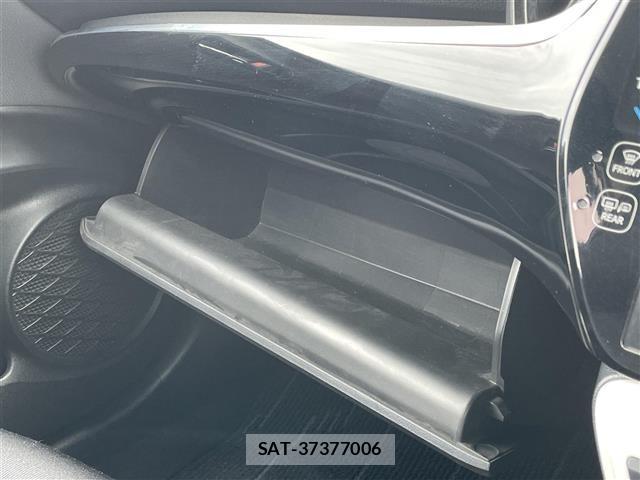 Toyota PRIUS PHV 2018 8915701-10