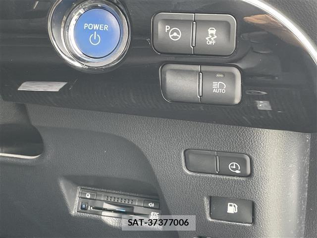 Toyota PRIUS PHV 2018 8915701-18