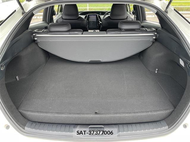 Toyota PRIUS PHV 2018 8915701-2