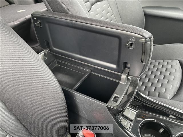 Toyota PRIUS PHV 2018 8915701-7