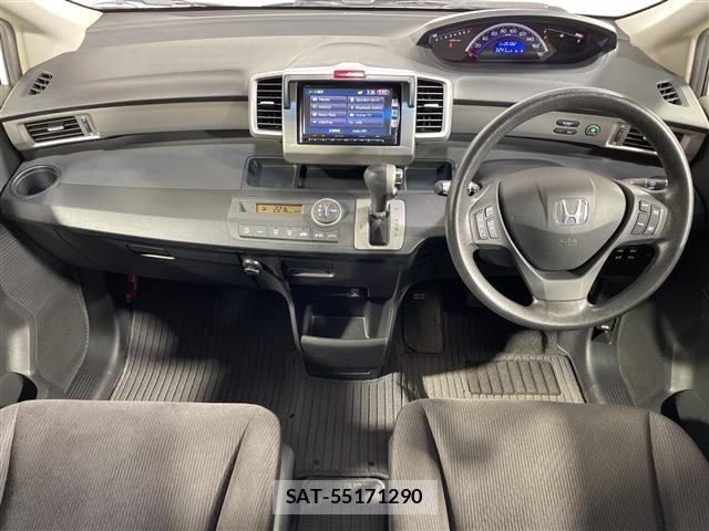 Honda FREED 2012 8684409-15