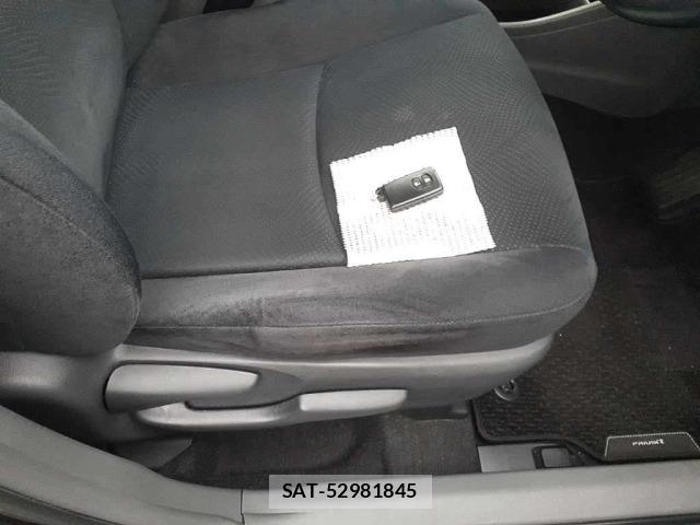 Toyota PRIUS 2013 8772624-10