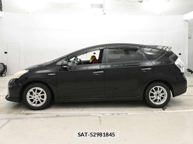 Toyota PRIUS 2013 8772624-4