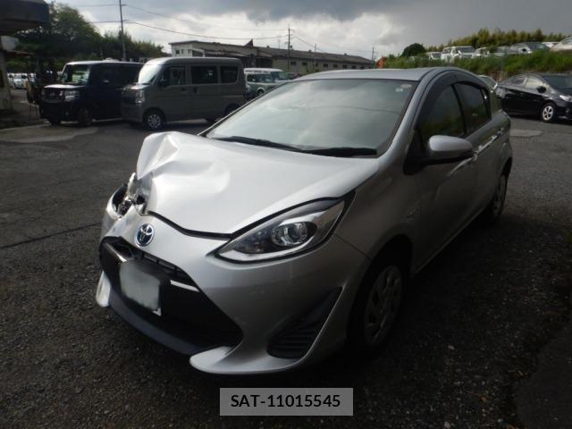 Toyota AQUA 2018 8682966-0