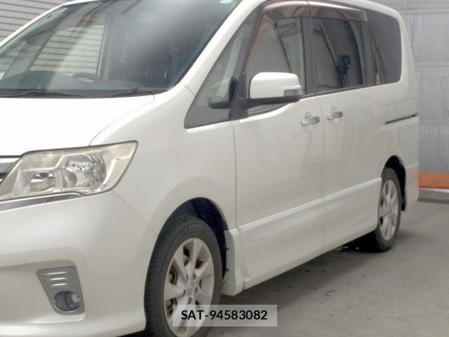 Nissan SERENA 2011 8773241-4