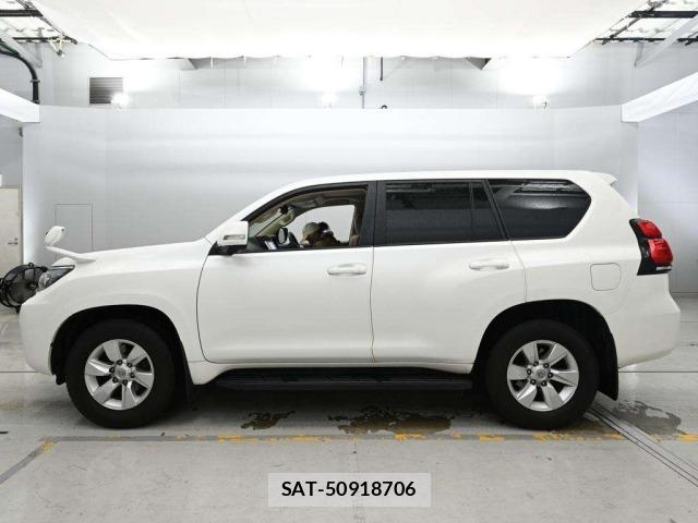 Toyota LAND CRUISER PRADO 2022 8906718-4
