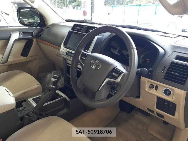 Toyota LAND CRUISER PRADO 2022 8906718-9