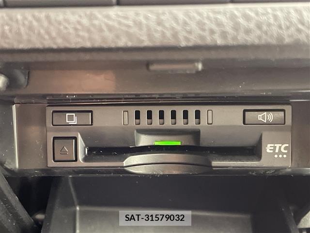 Toyota CAMRY 2018 8885281-15