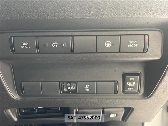 Nissan SERENA 2024 8925855-1