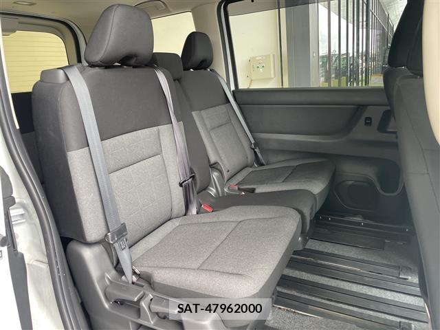 Nissan SERENA 2024 8925855-11