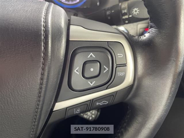 Toyota HARRIER 2018 8708025-3