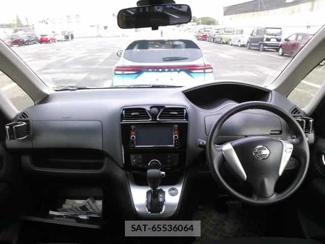 Nissan SERENA 2013 8920711-8