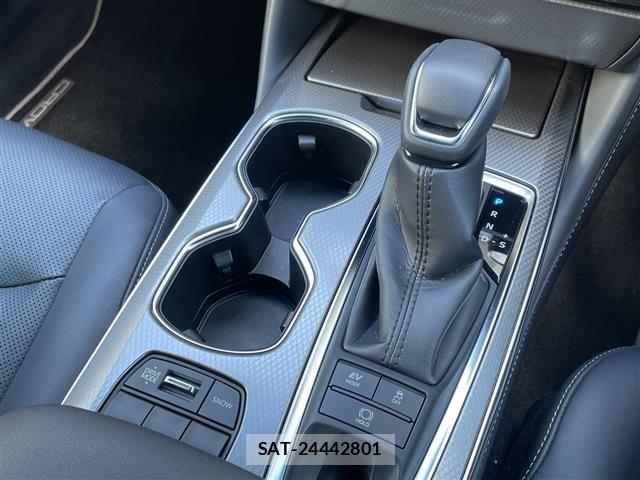 Toyota CROWN 2022 8680522-1