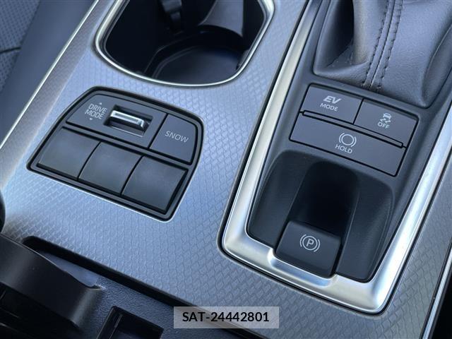 Toyota CROWN 2022 8680522-3