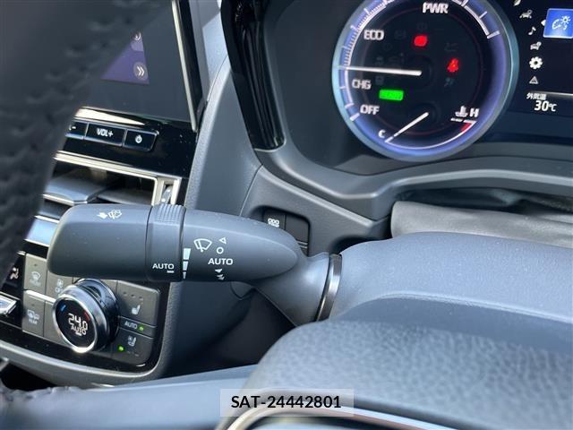 Toyota CROWN 2022 8680522-9