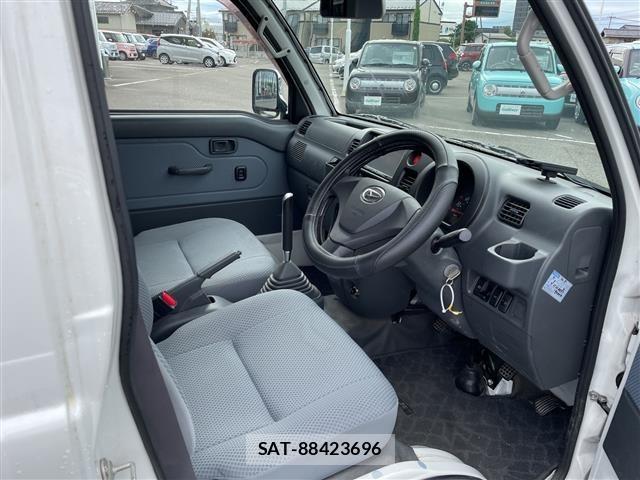 Daihatsu HIJET TRUCK 2014 8889608-10