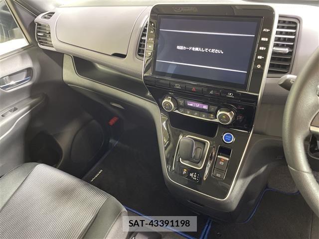 Nissan SERENA 2022 8925857-11