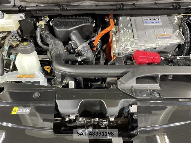 Nissan SERENA 2022 8925857-14