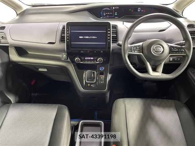 Nissan SERENA 2022 8925857-15