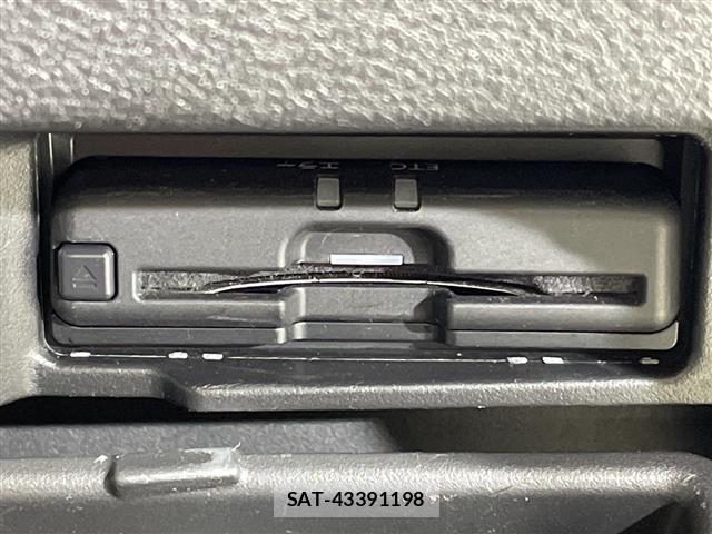 Nissan SERENA 2022 8925857-21