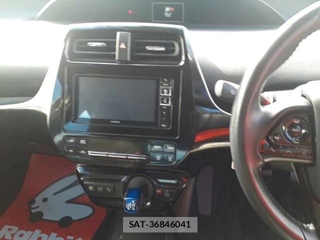 Toyota PRIUS 2019 8911456-12