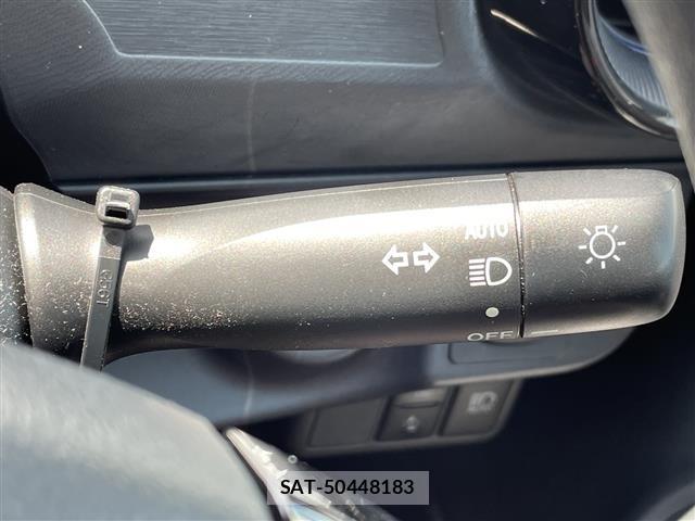 Toyota AQUA 2017 8705571-1