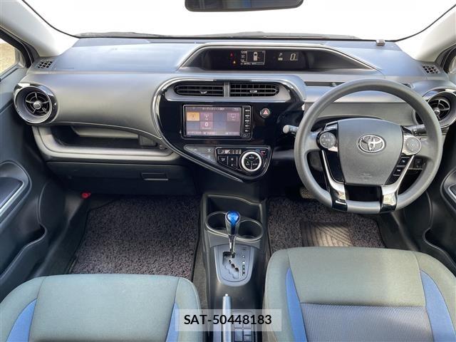 Toyota AQUA 2017 8705571-15