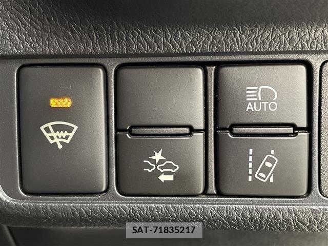 Toyota COROLLA FIELDER 2018 8893302-20