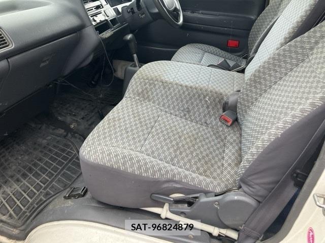 Toyota HIACE VAN 1998 8677687-9