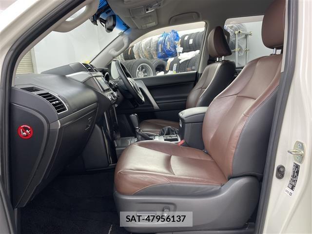 Toyota LAND CRUISER PRADO 2017 8907319-4