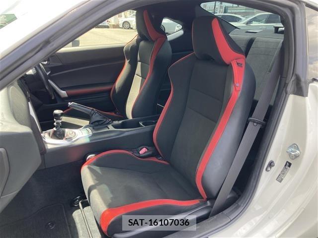 Toyota 86 2020 8683998-26