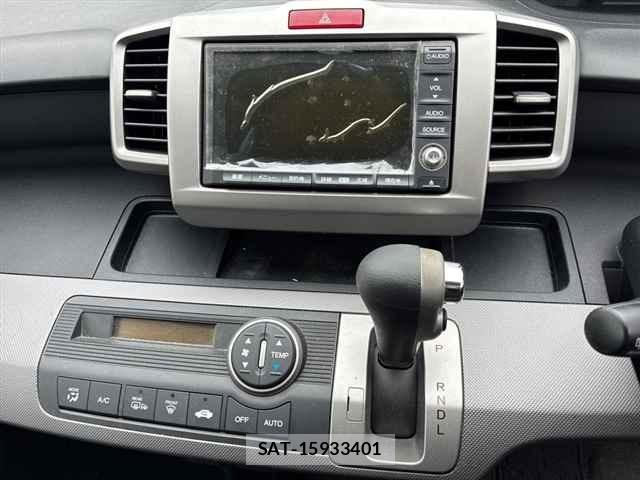Honda FREED 2010 8683670-6