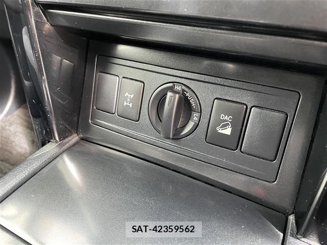 Toyota LAND CRUISER PRADO 2015 8907320-11