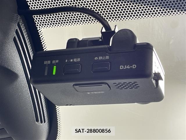 Nissan SERENA 2019 8925878-1
