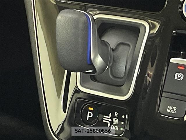 Nissan SERENA 2019 8925878-22