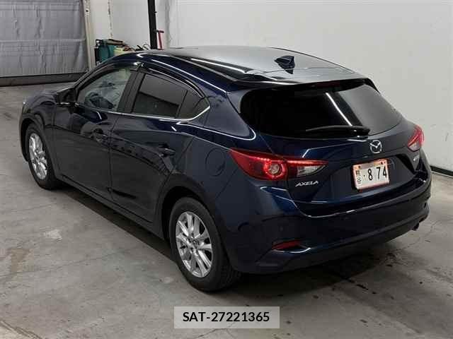 Mazda AXELA 2018 8864400-1