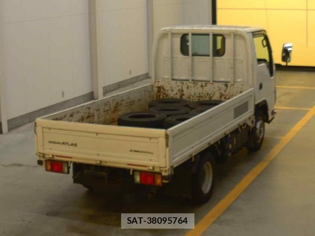 Nissan ATLAS 2023 8732632-1
