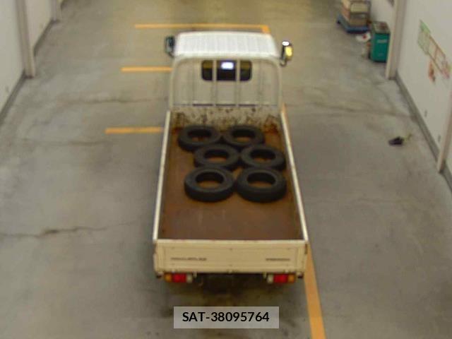 Nissan ATLAS 2023 8732632-3