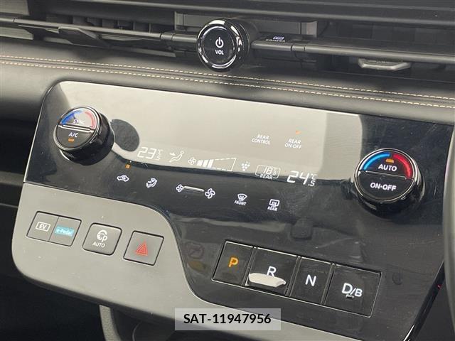 Nissan SERENA 2023 8925906-21