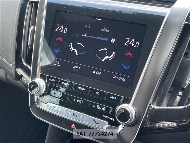 Toyota CROWN 2018 8680523-3