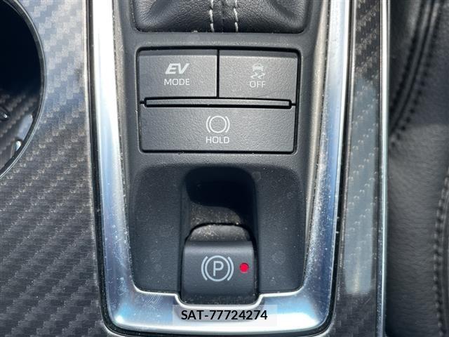 Toyota CROWN 2018 8680523-8