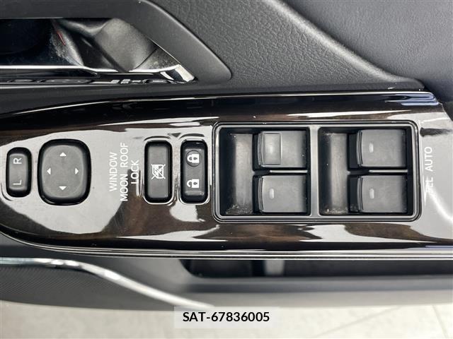 Toyota VELLFIRE 2013 8904958-6