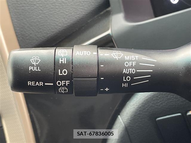 Toyota VELLFIRE 2013 8904958-7