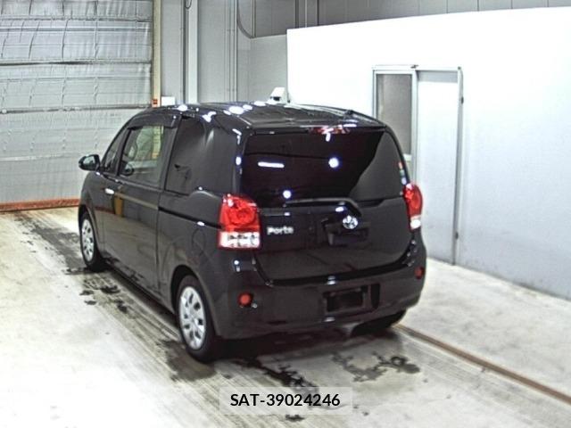 Toyota PORTE 2015 8918268-1